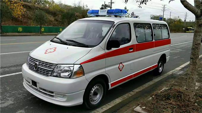 托克逊县丰田海狮救护车